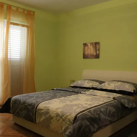 Apartman Mite Apartamento *